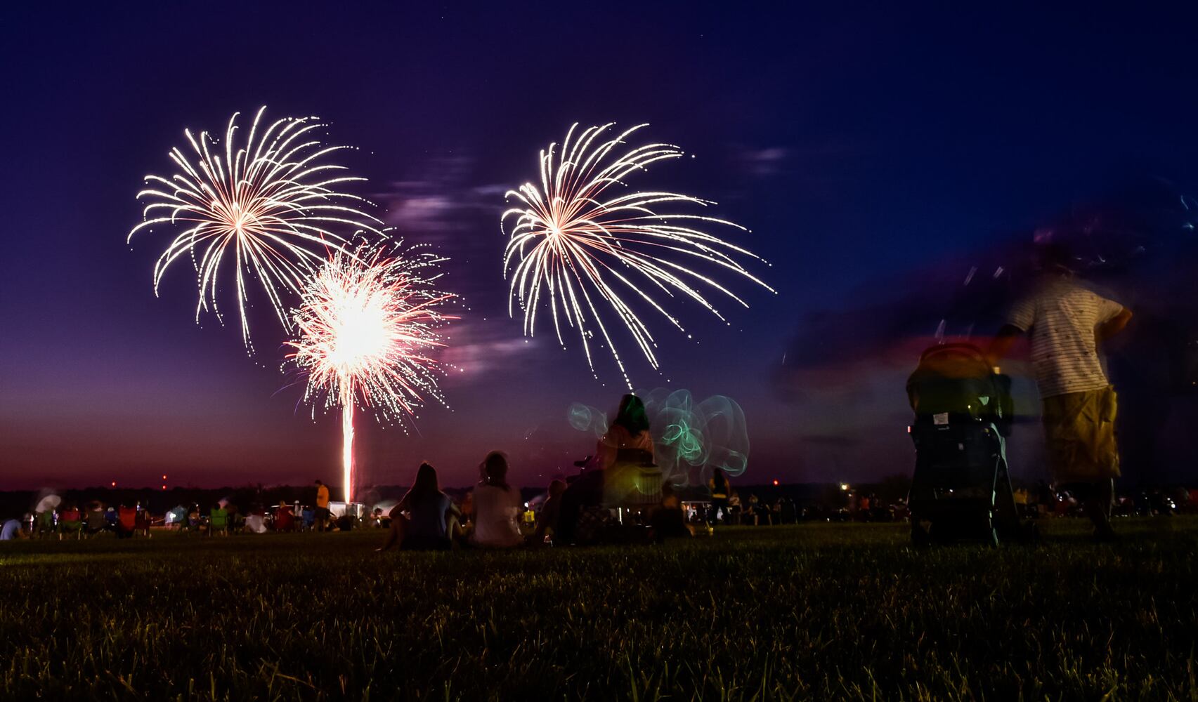 Ohio Challenge balloon glow and fireworks