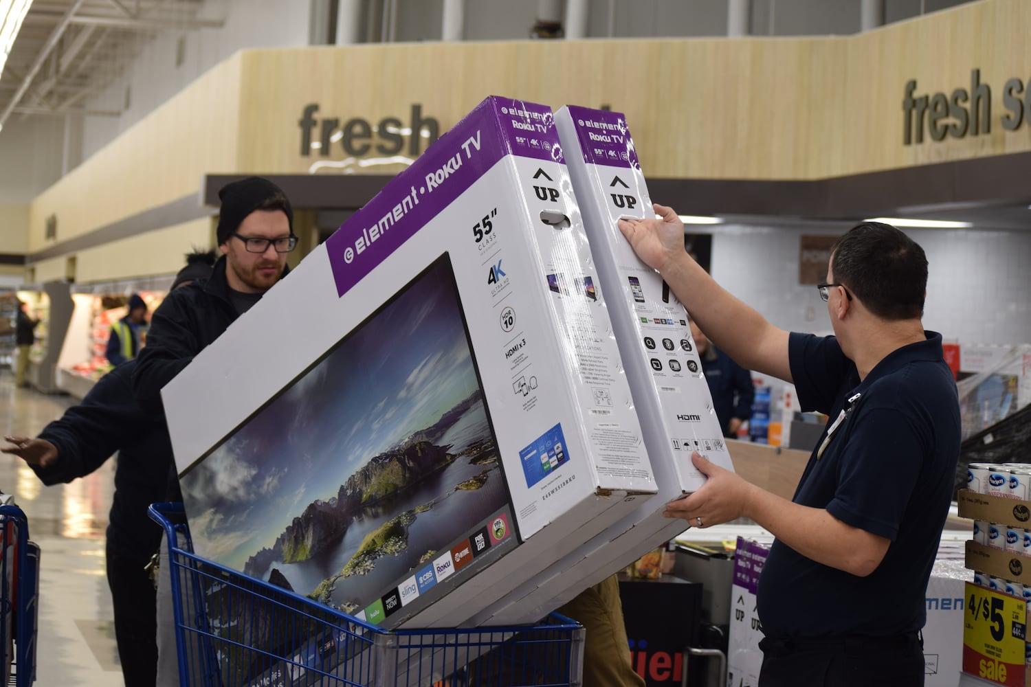 PHOTOS: Did we spot you Thanksgiving shopping today?