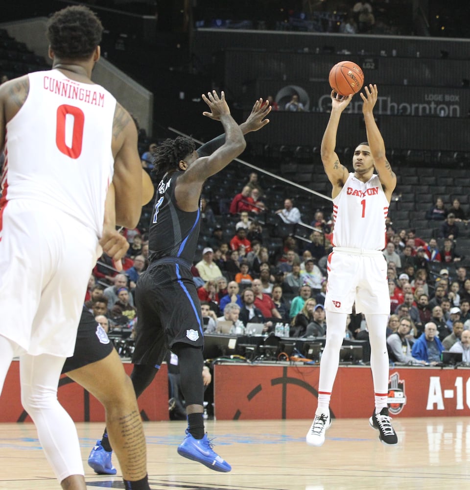 Twenty photos: Dayton vs. Saint Louis