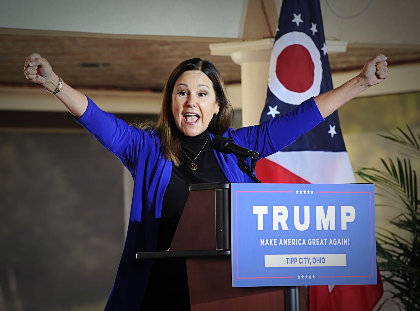 Second lady Karen Pence campaigns for Trump in Tipp City