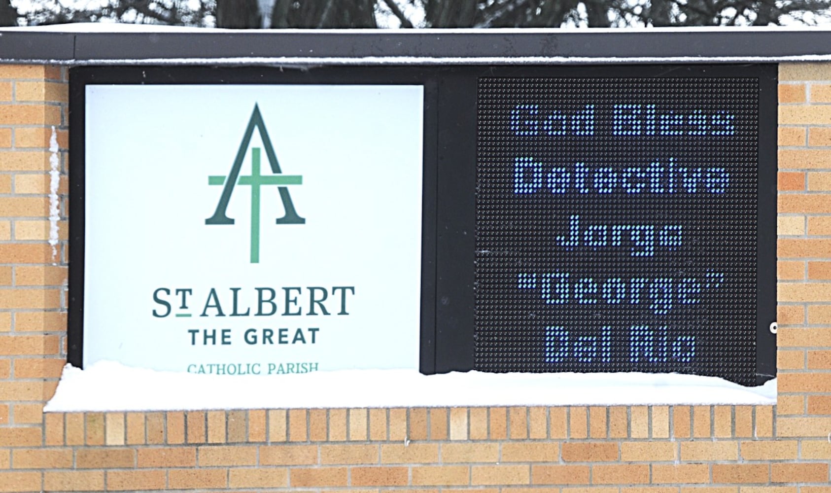 PHOTOS: Along the procession route to the funeral of Det. Jorge DelRio