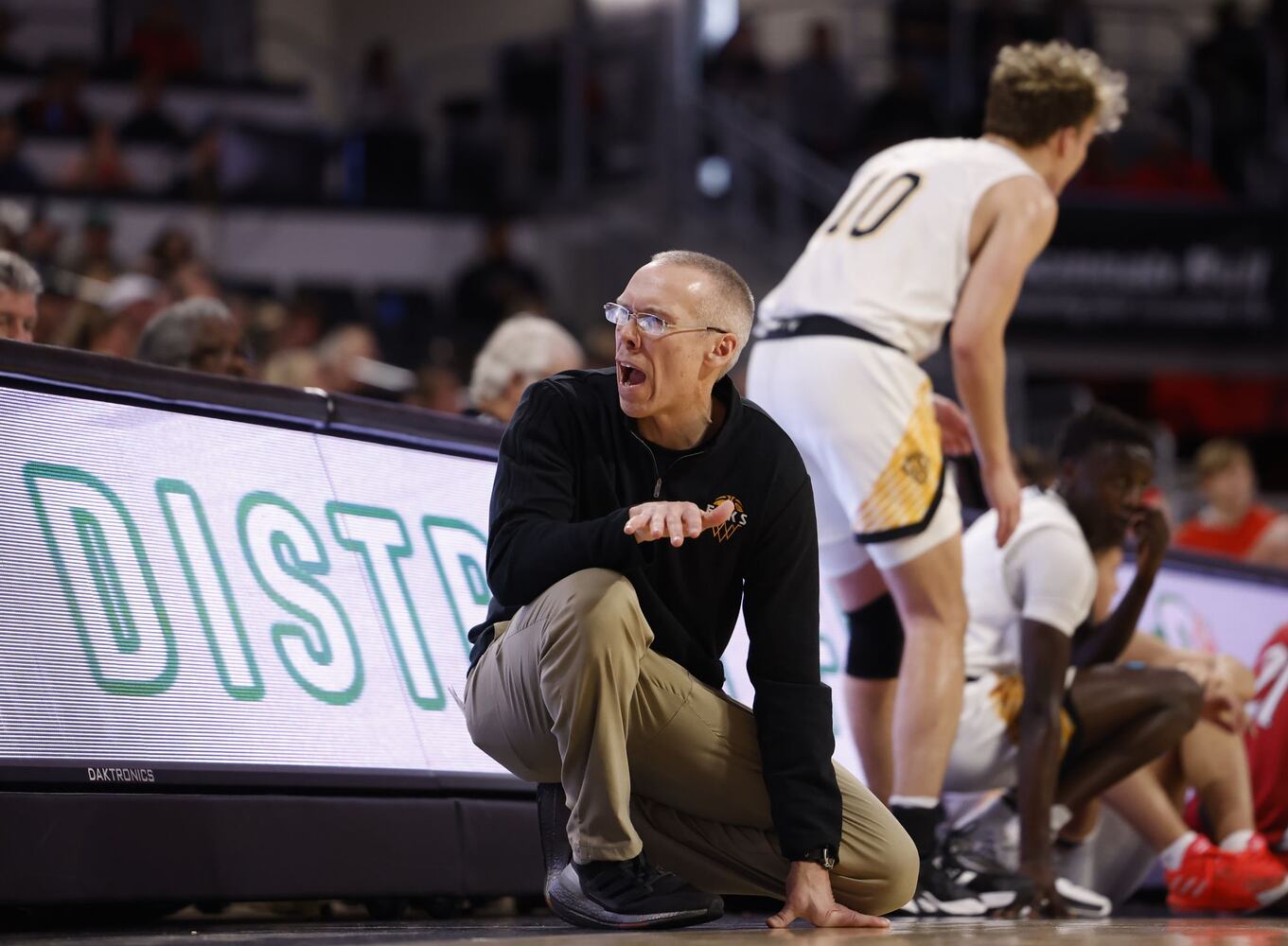 030622 Centerville vs Lakota West bball