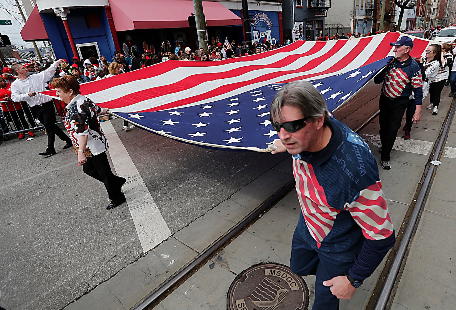 PHOTOS: Cincinnati Reds Opening Day Parade