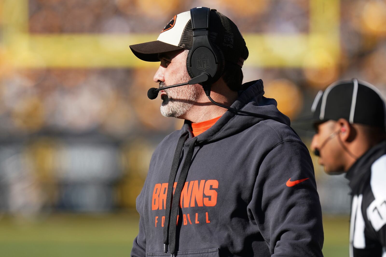 Cleveland Browns head coach Kevin Stefanski looks on in the first half of an NFL football game against the Pittsburgh Steelers in Pittsburgh, Sunday, Dec. 8, 2024. (AP Photo/Matt Freed)