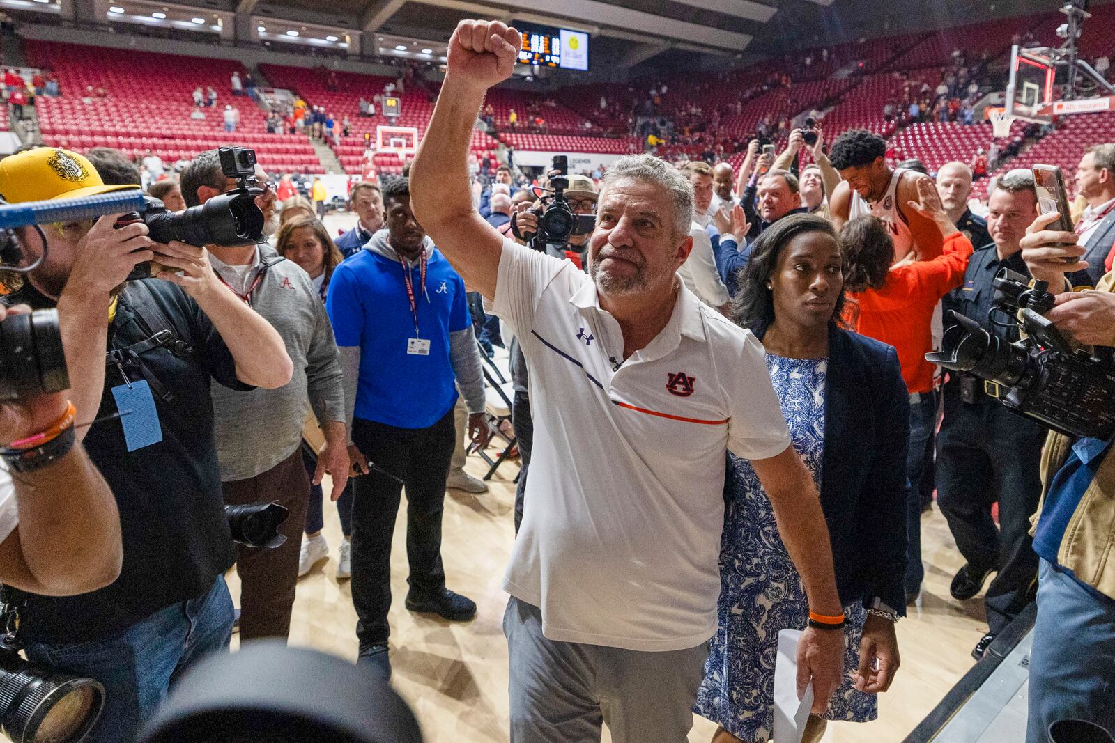 Auburn head coach Bruce Pearl celebrates after a win over Alabama at an NCAA college basketball game, Saturday, Feb. 15, 2025, in Tuscaloosa, Ala. (AP Photo/Vasha Hunt)