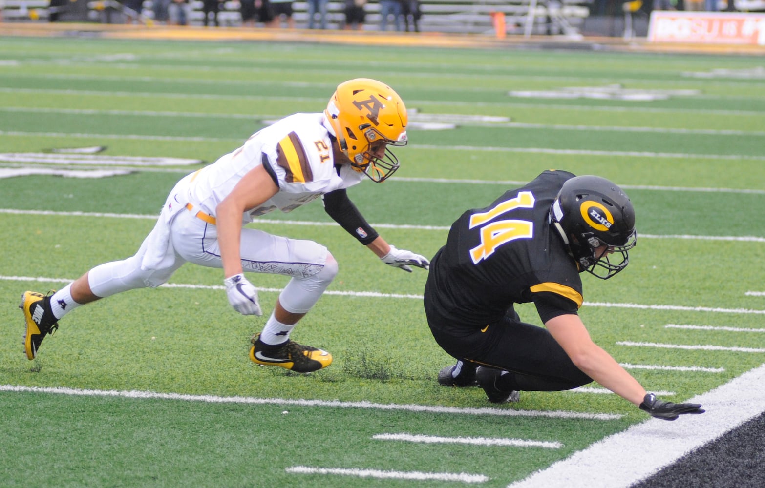 PHOTOS: Alter at Centerville, Week 3 football