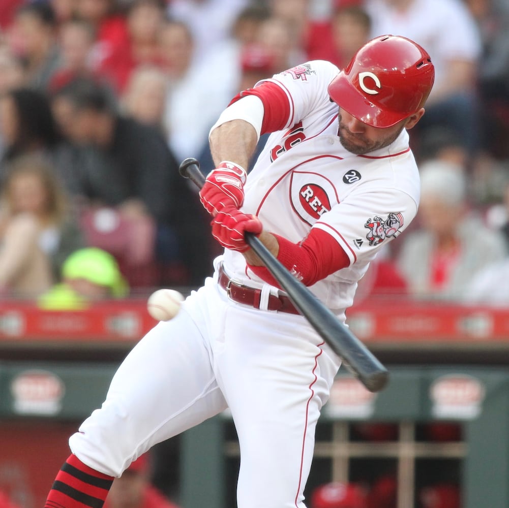 Photos: Reds fall 3-1 to Cubs in series opener