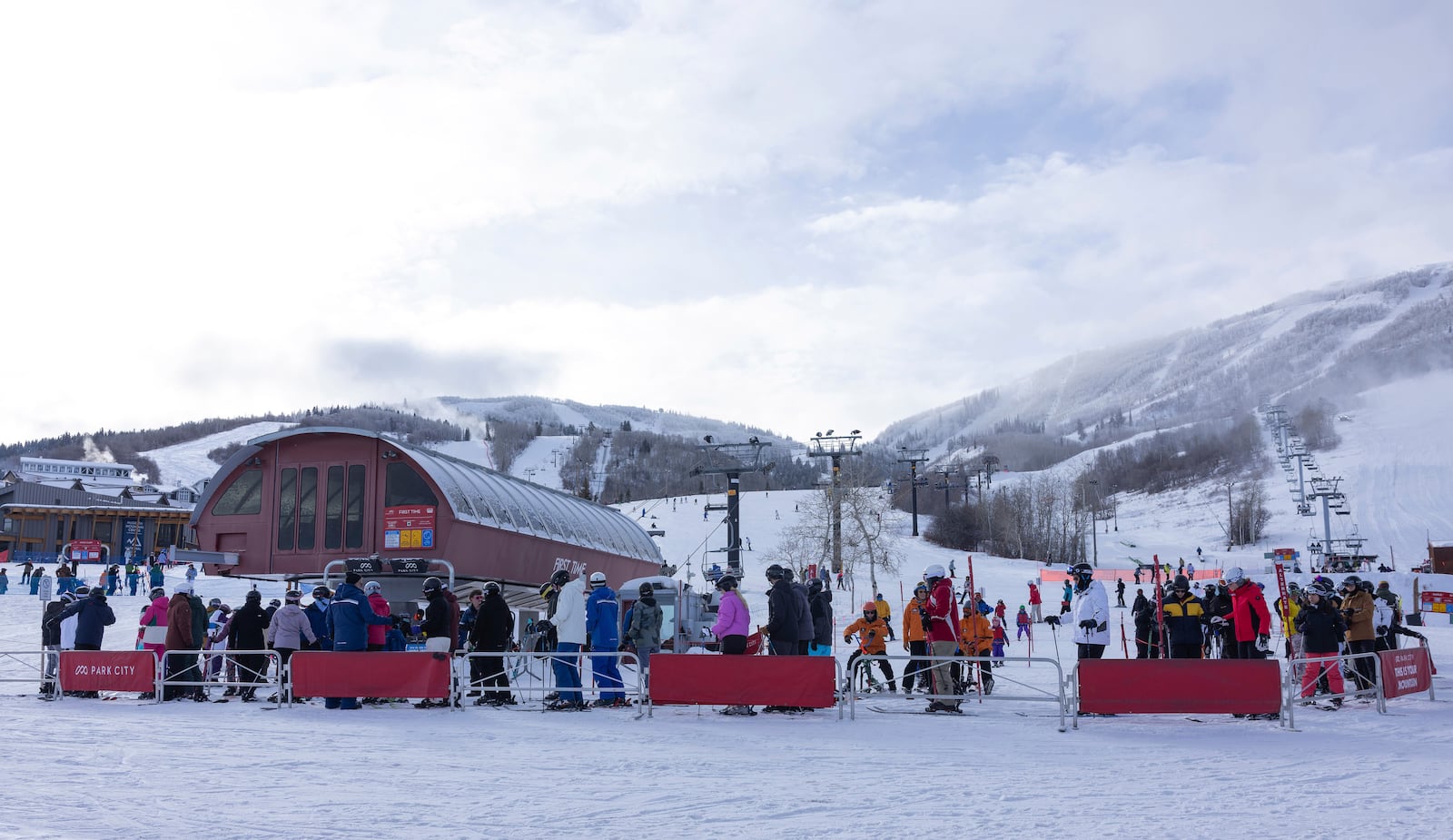 Park City Ski Resort lines and lifts are shut down due to the strike by the Park City Ski Patrol requesting livable wages in Park City, Utah, Tuesday, Jan 7. 2025. (AP Photo/Melissa Majchrzak)