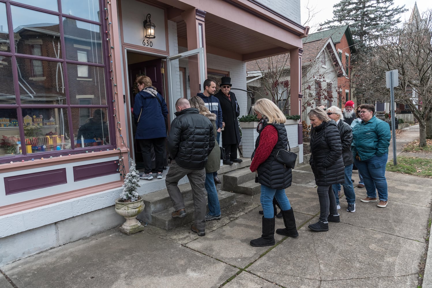 PHOTOS: A Dickens of a Christmas St. Anne’s Hill Holiday Home Tour