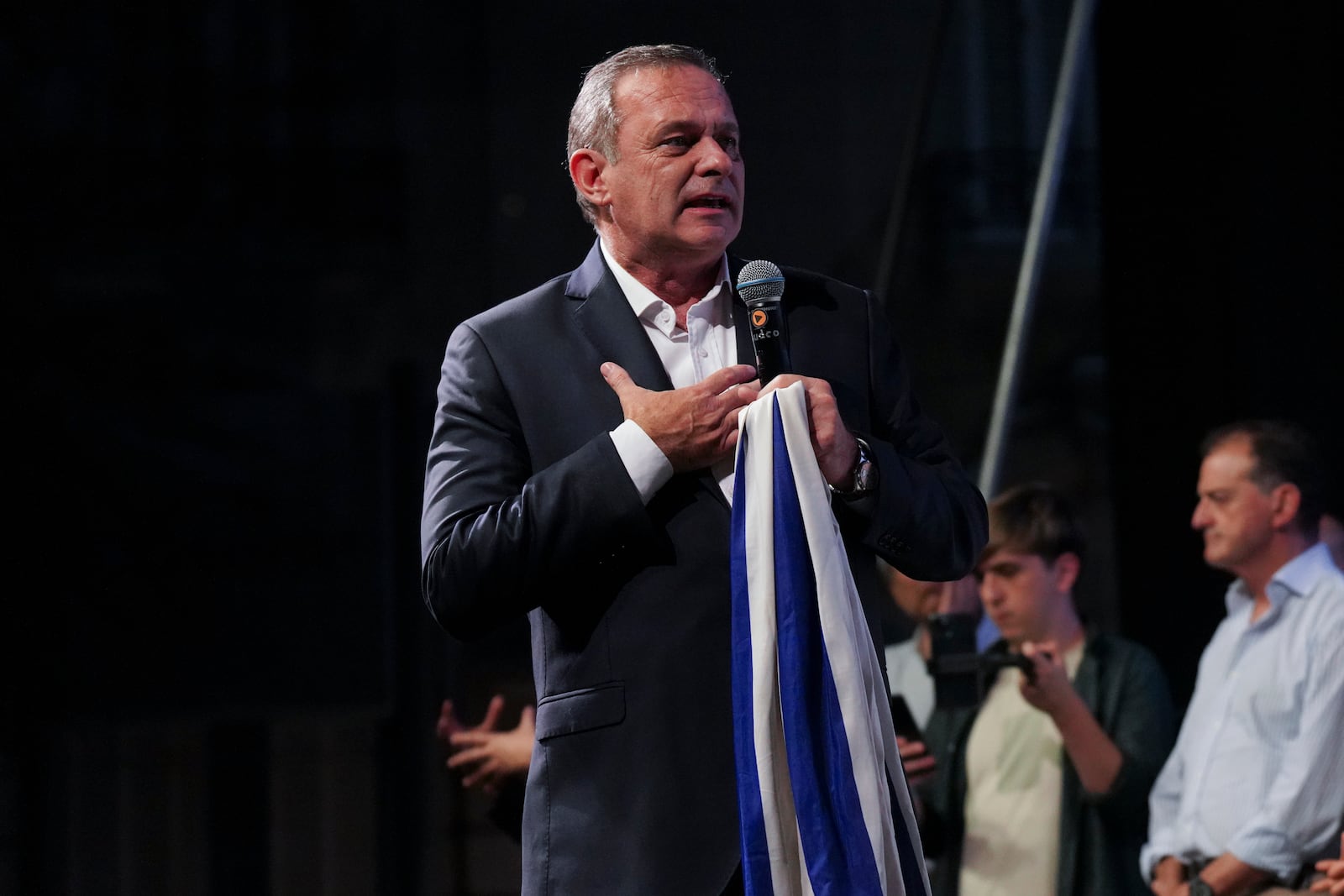 Alvaro Delgado, presidential candidate for the ruling National Party, concedes defeat in the presidential run-off election in Montevideo, Uruguay, Sunday, Nov. 24, 2024. (AP Photo/Matilde Campodonico)