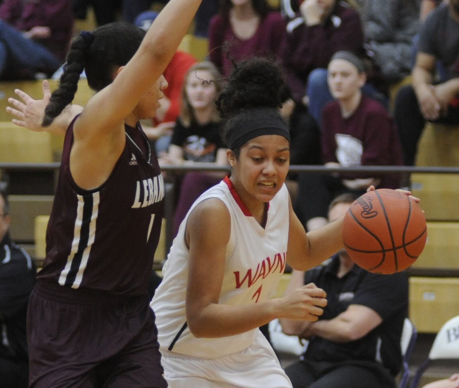 Wayne’s Olivia Trice (with ball), a starting junior guard, is the daughter of Warriors girls coach Travis Trice. MARC PENDLETON / STAFF