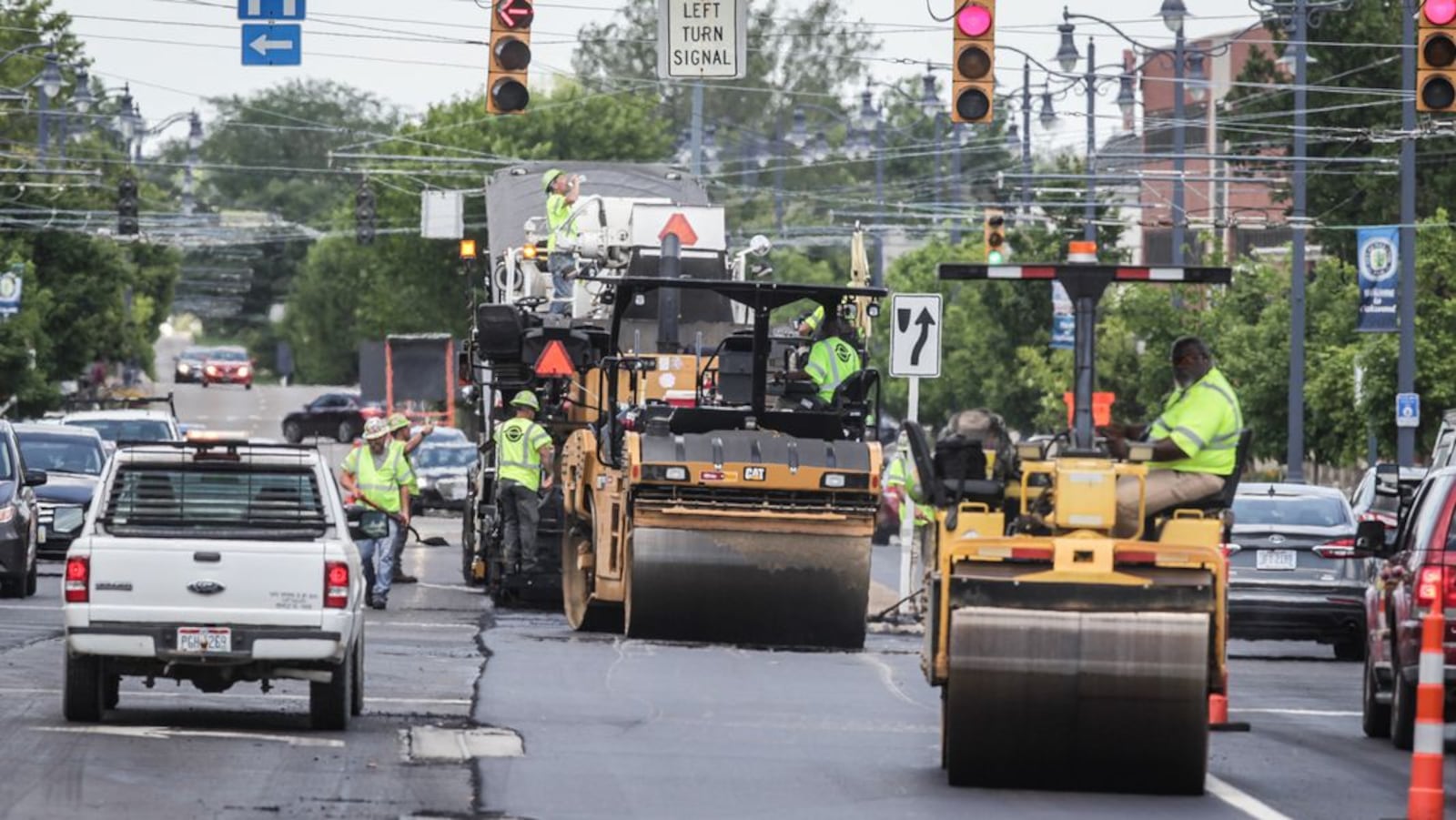 The repaving of Ohio 48 in Kettering involved a 1.5-mile section from the Oakwood corporation line to David Road, where has a daily average traffic count of nearly 26,000 vehicles. JIM NOELKER/STAFF