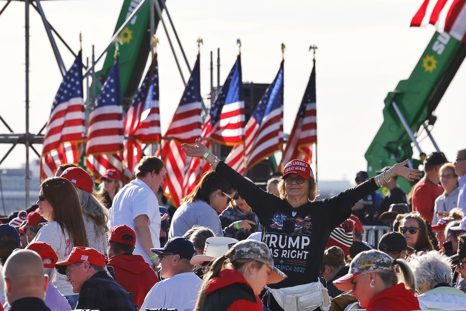 110722 Trump rally