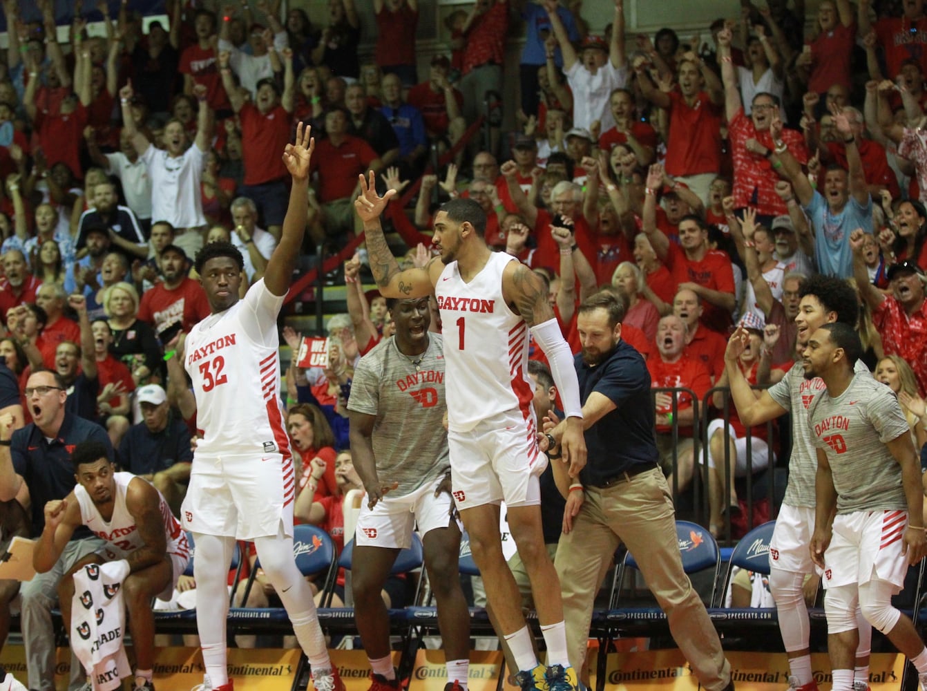 Photos: Dayton Flyers rout Georgia in Maui Invitational