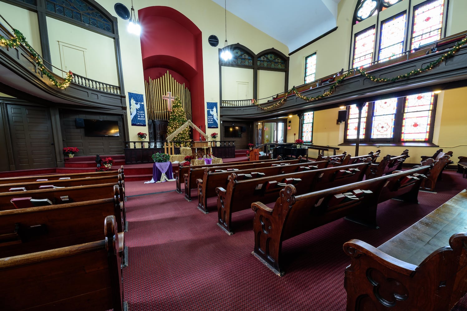 PHOTOS: A look inside St. Paul United Methodist Church decorated for Christmas