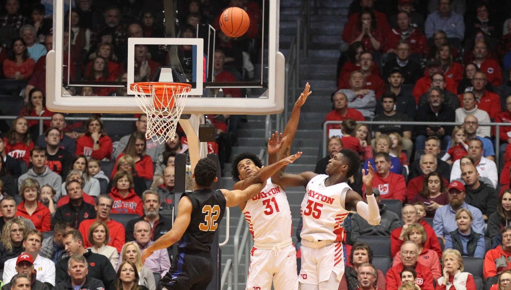 Twenty photos: Dayton Flyers rally to beat Purdue Fort Wayne