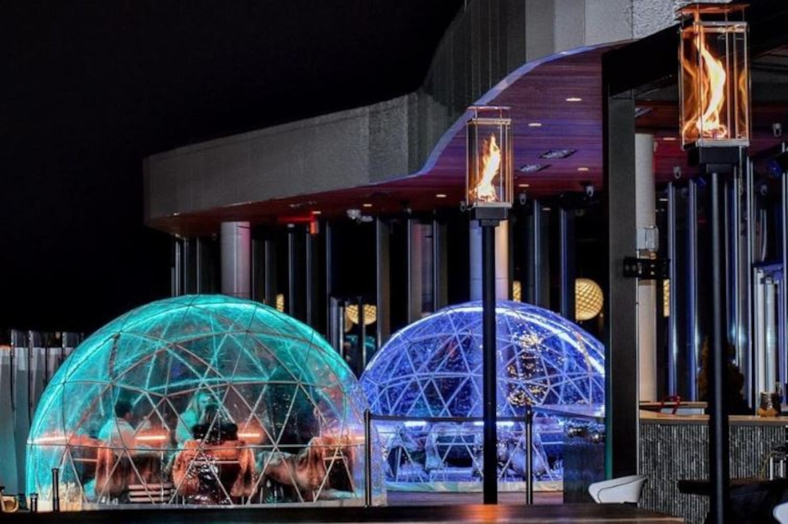 Vaso is now offering an igloo dining experience atop the AC Hotel in Dublin, Ohio.