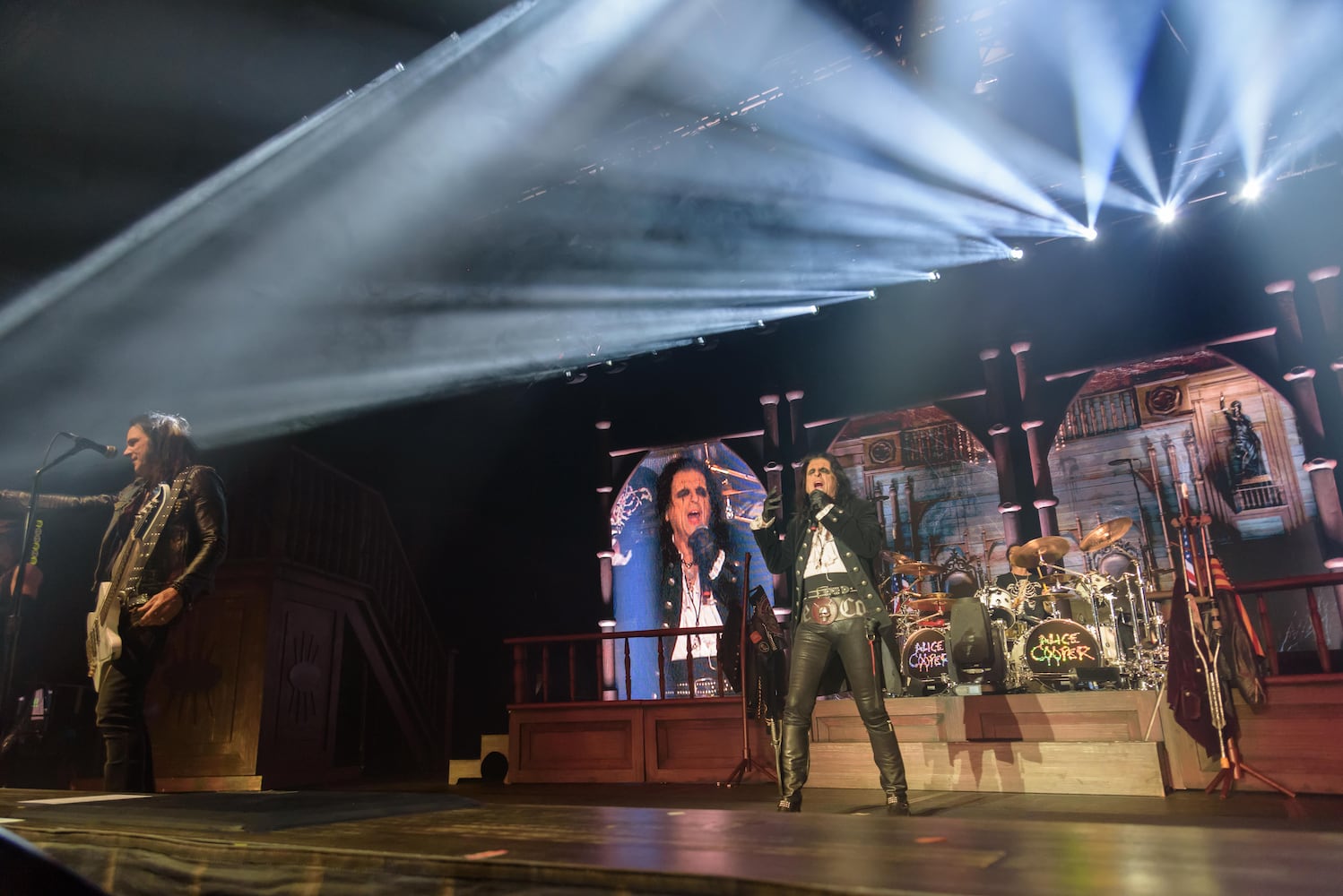 PHOTOS: Alice Cooper Live at Hobart Arena in Troy