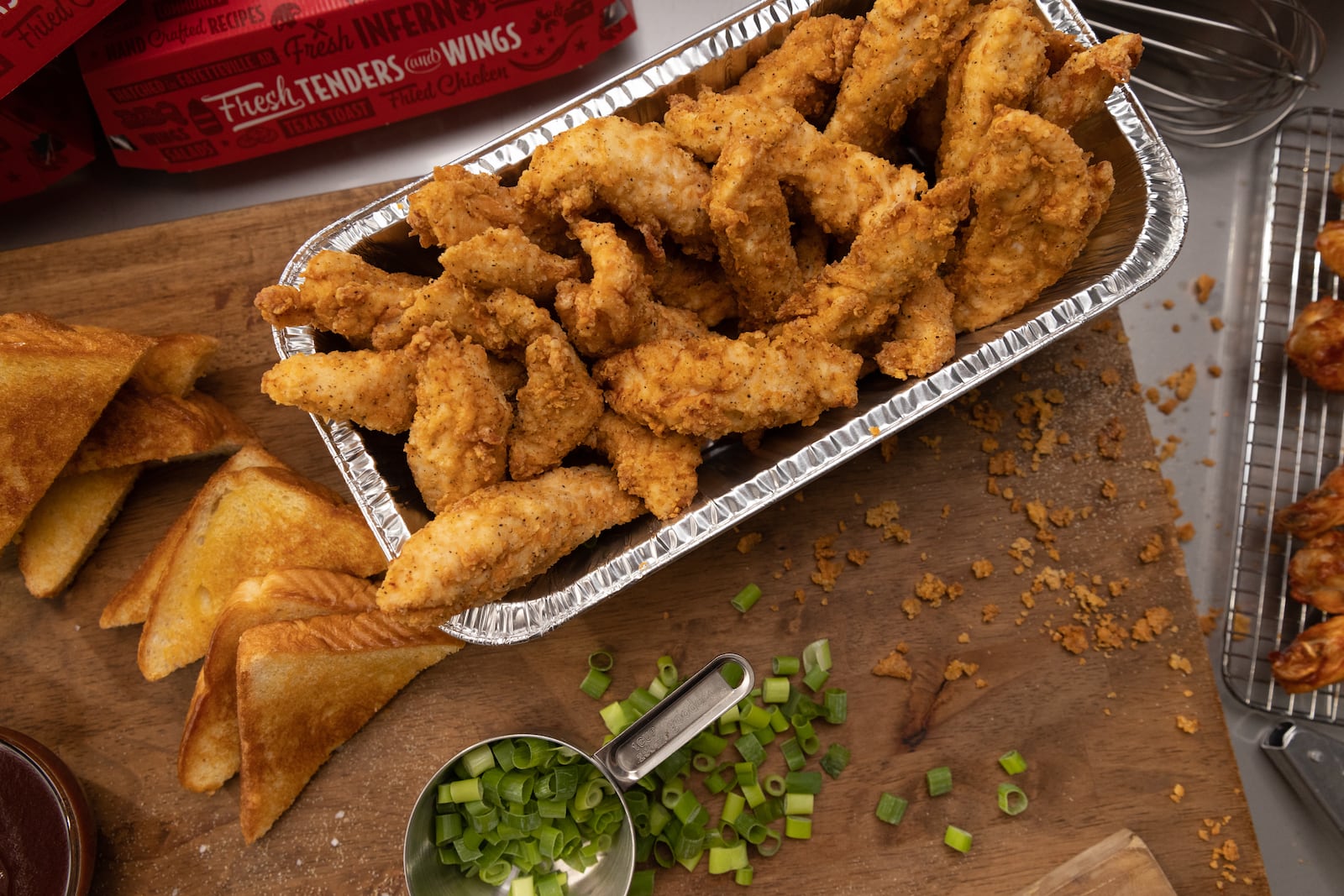 Slim Chickens, a southern acclaimed fast casual chicken franchise, has just signed a 25-unit deal to bring restaurants to Cincinnati, Columbus and Dayton (CONTRIBUTED PHOTO).