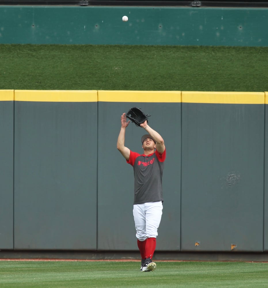 Photos: Nick Senzel makes big-league debut with Reds