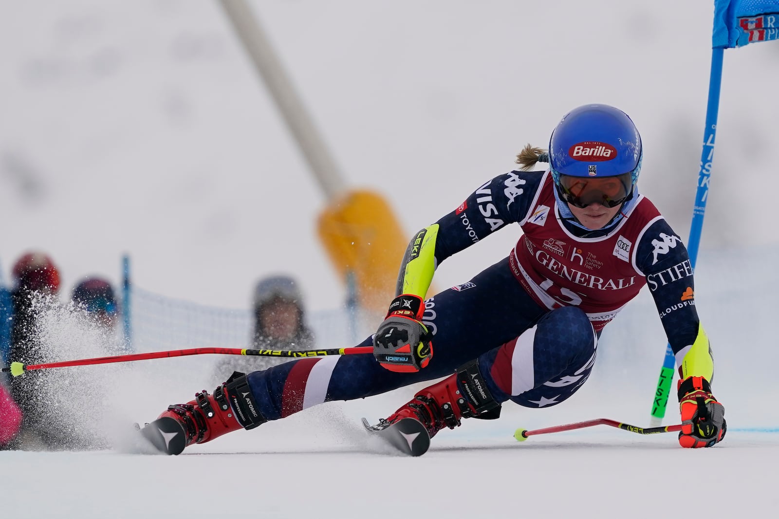 United States' Mikaela Shiffrin speeds down the course during an alpine ski, women's World Cup giant slalom, in Sestriere, Italy, Saturday, Feb. 22, 2025. (AP Photo/Piermarco Tacca)