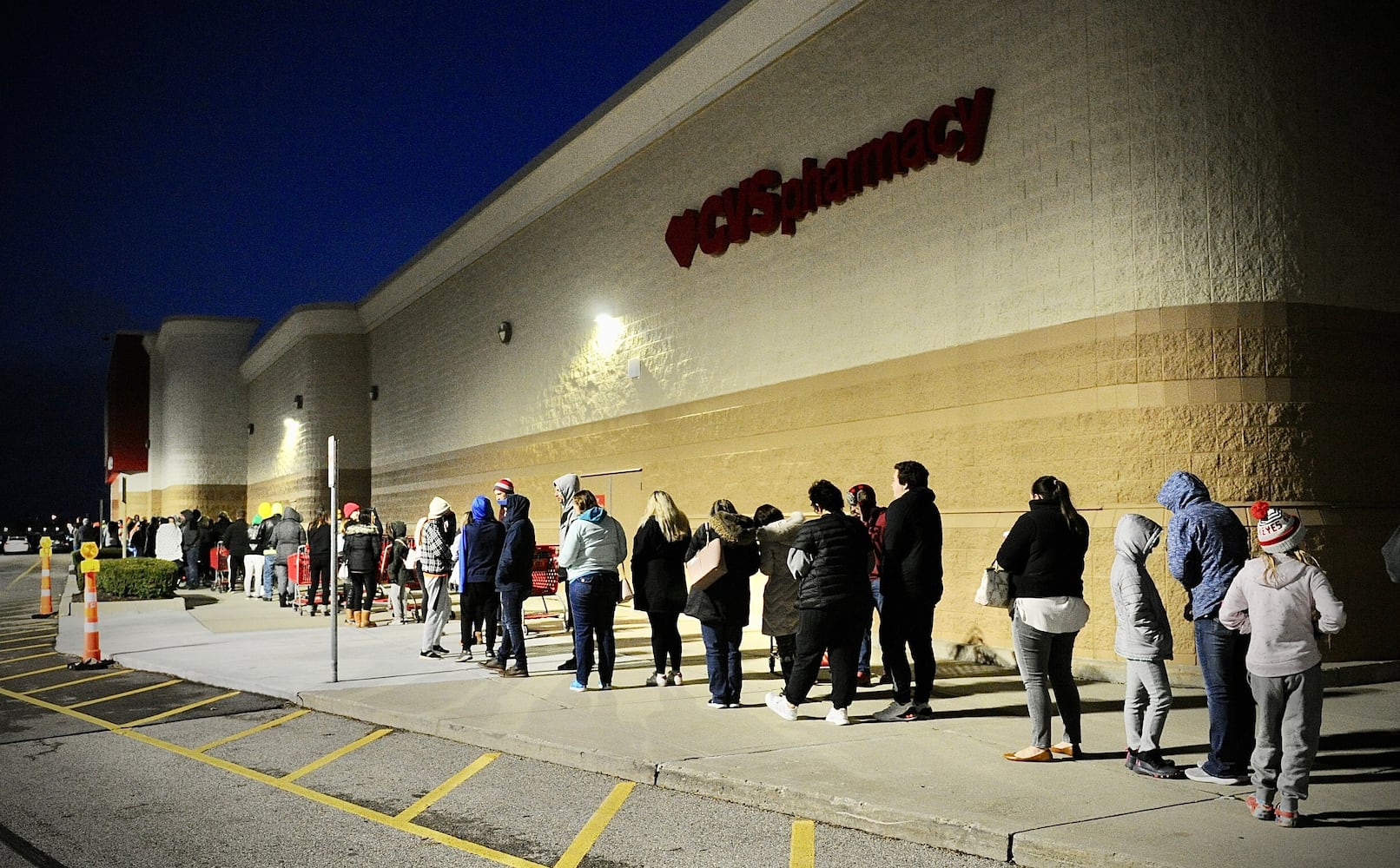 PHOTOS: 2021 Black Friday shopping