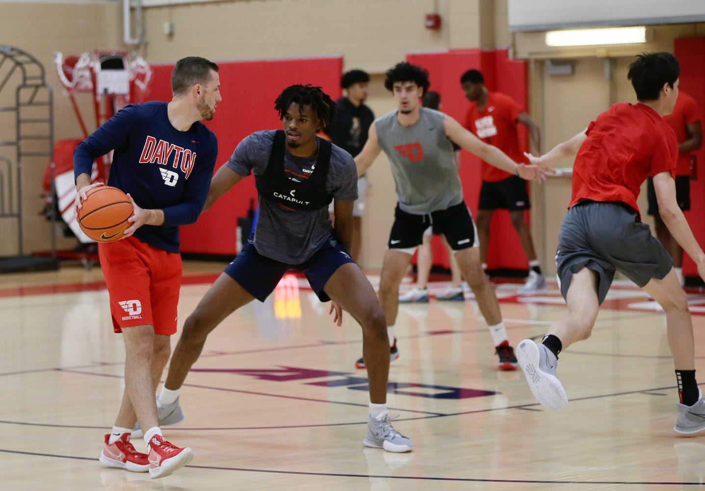 Dayton Flyers practice