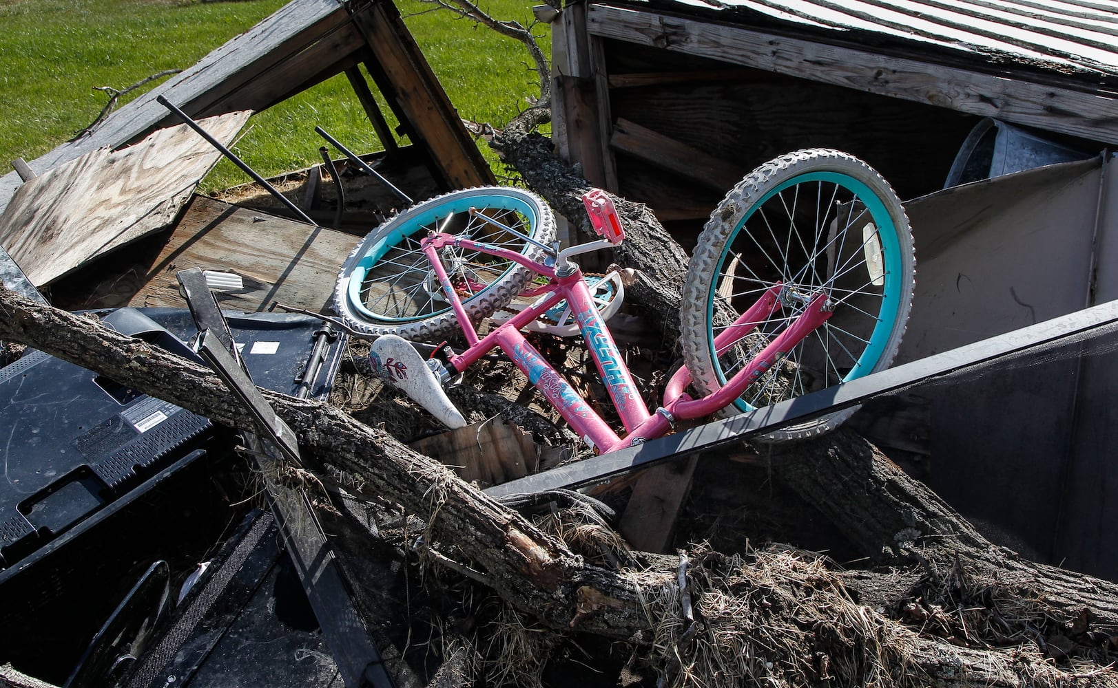 PHOTOS: Walking the path of the tornado — abandoned neighborhoods, slow progress in Trotwood