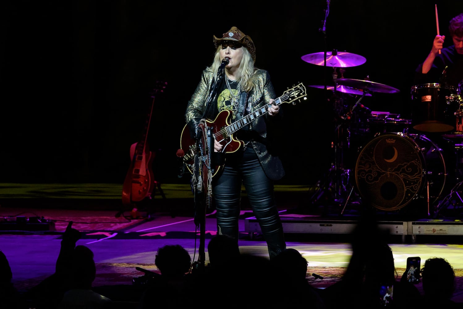 PHOTOS: Jewel & Melissa Etheridge live at Rose Music Center