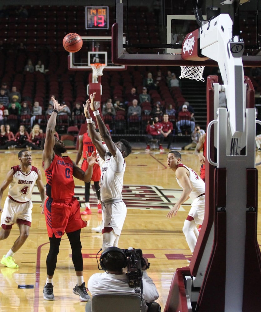 Twenty photos: Dayton Flyers vs. UMass