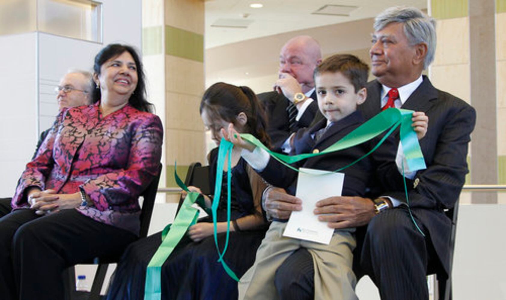 Ribbon cutting for Soin Medical Center