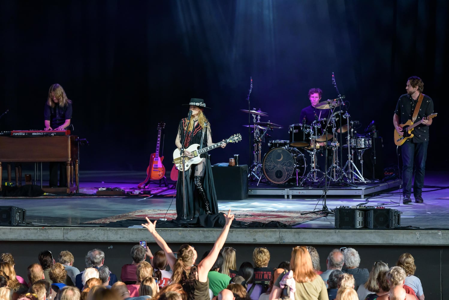 PHOTOS: Jewel & Melissa Etheridge live at Rose Music Center