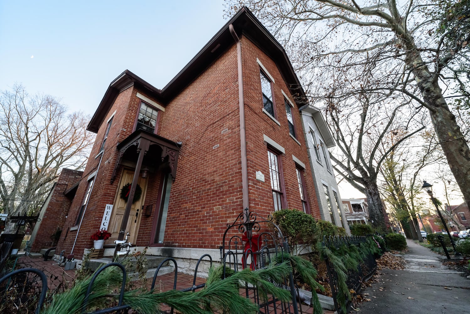 PHOTOS: 2024 Oregon Historic District Grand Holiday Tour of Homes