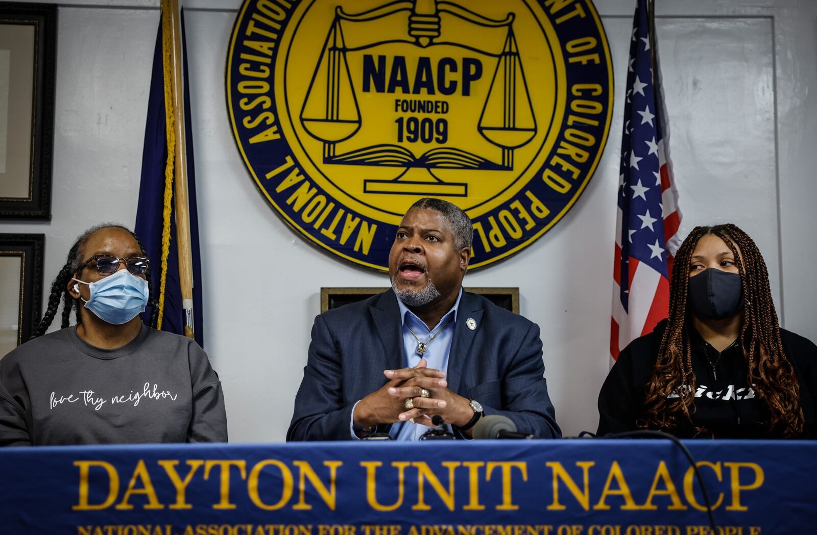 From left, Michelle Cooper, Derrick Foward and Brittney Cooper talk to the Dayton media about LYFT's responsibility for the death of a Dayton driver Brandon Cooper. JIM NOELKER/STAFF