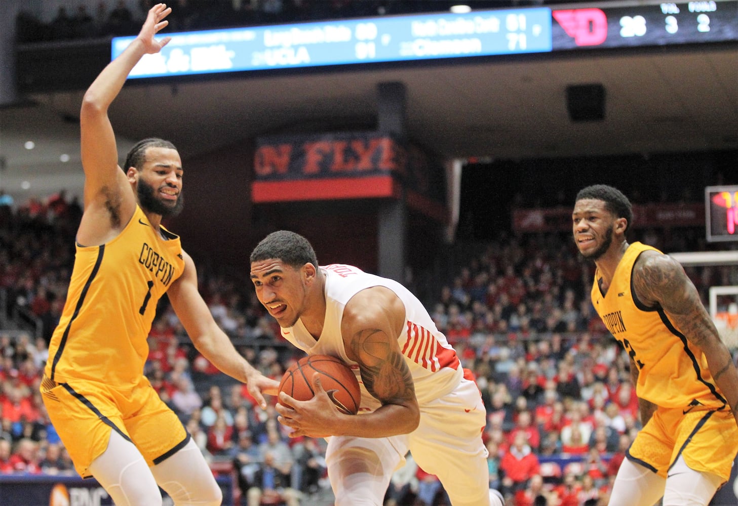 Dayton Flyers: 30 photos for a 30-point victory