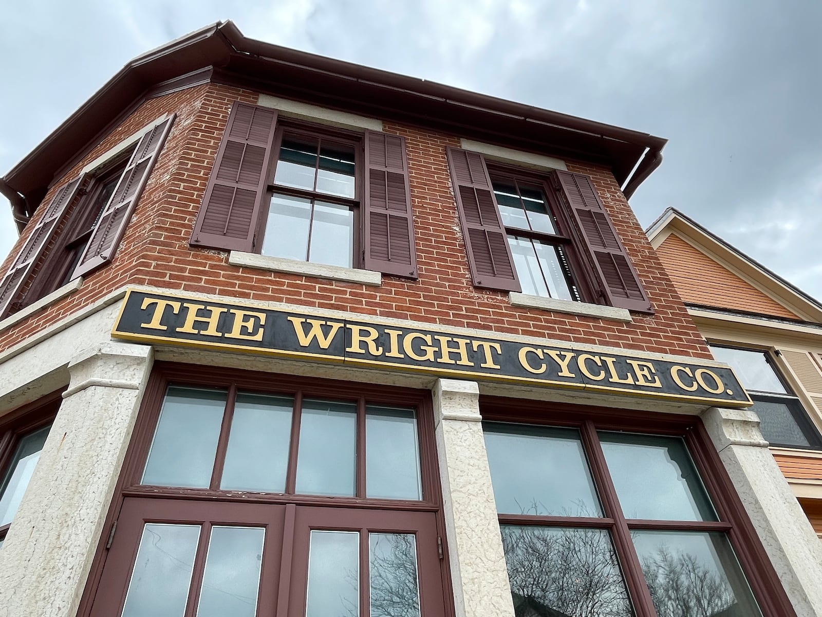 National historic landmarks at Dayton's NPS locations include the Wright Cycle Company and Wright and Wright printing shop on the second floor of the Hoover Block, which are located at South Williams and West Third Street in the Wright Dunbar District.