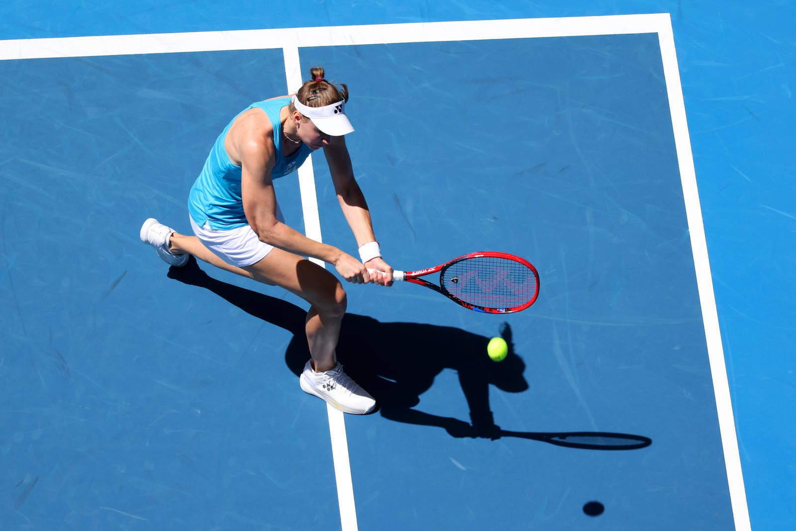 Elena Rybakina of Kazakhstan hits a return shot to Laura Siegemund of Germany during their United Cup tennis match in Perth, Australia, Wednesday, Jan. 1, 2025. (AP Photo/Trevor Collens)