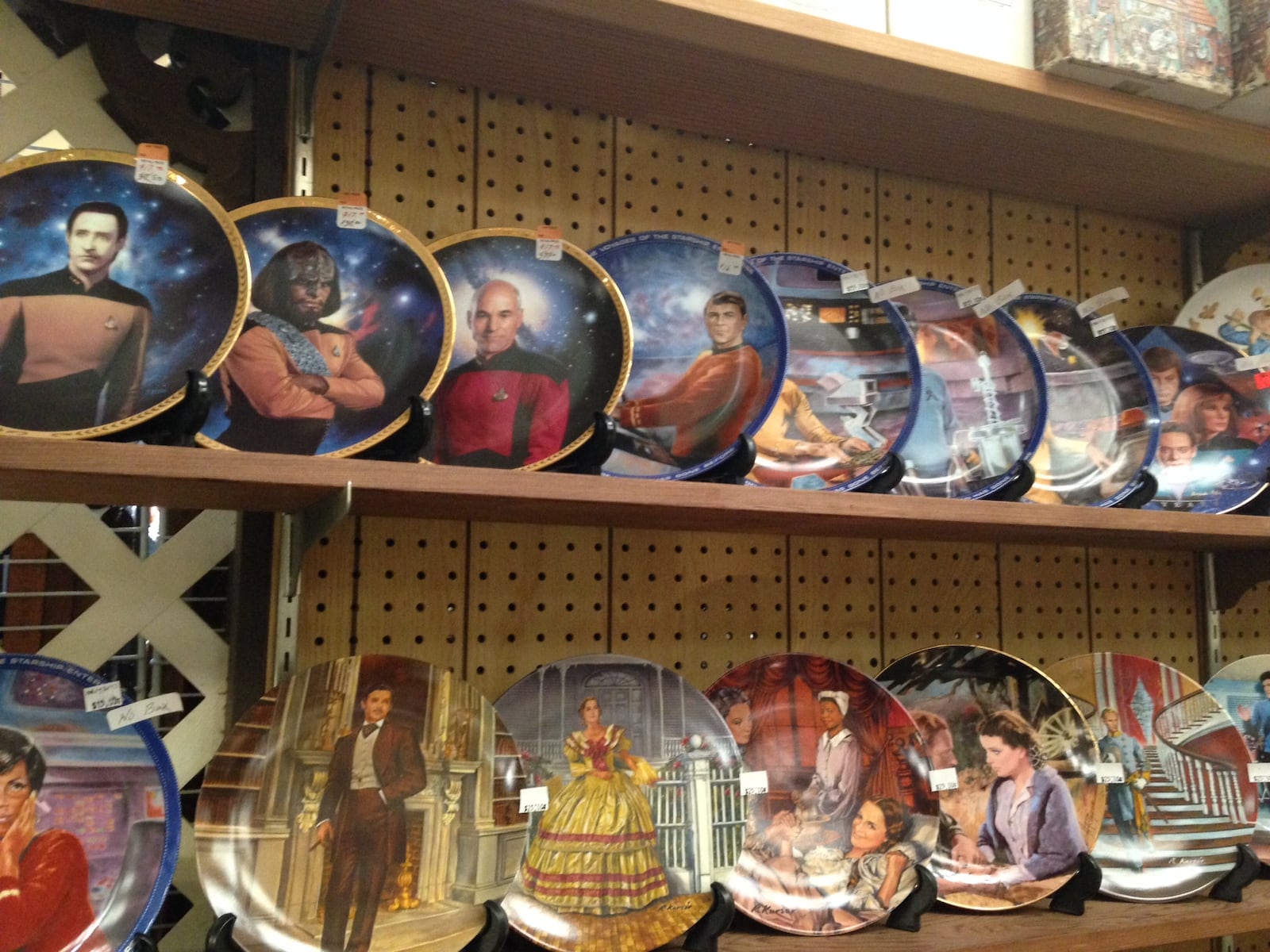 Star Trek plates up for sale at Trader’s World. (Staff photo by Amelia Robinson)