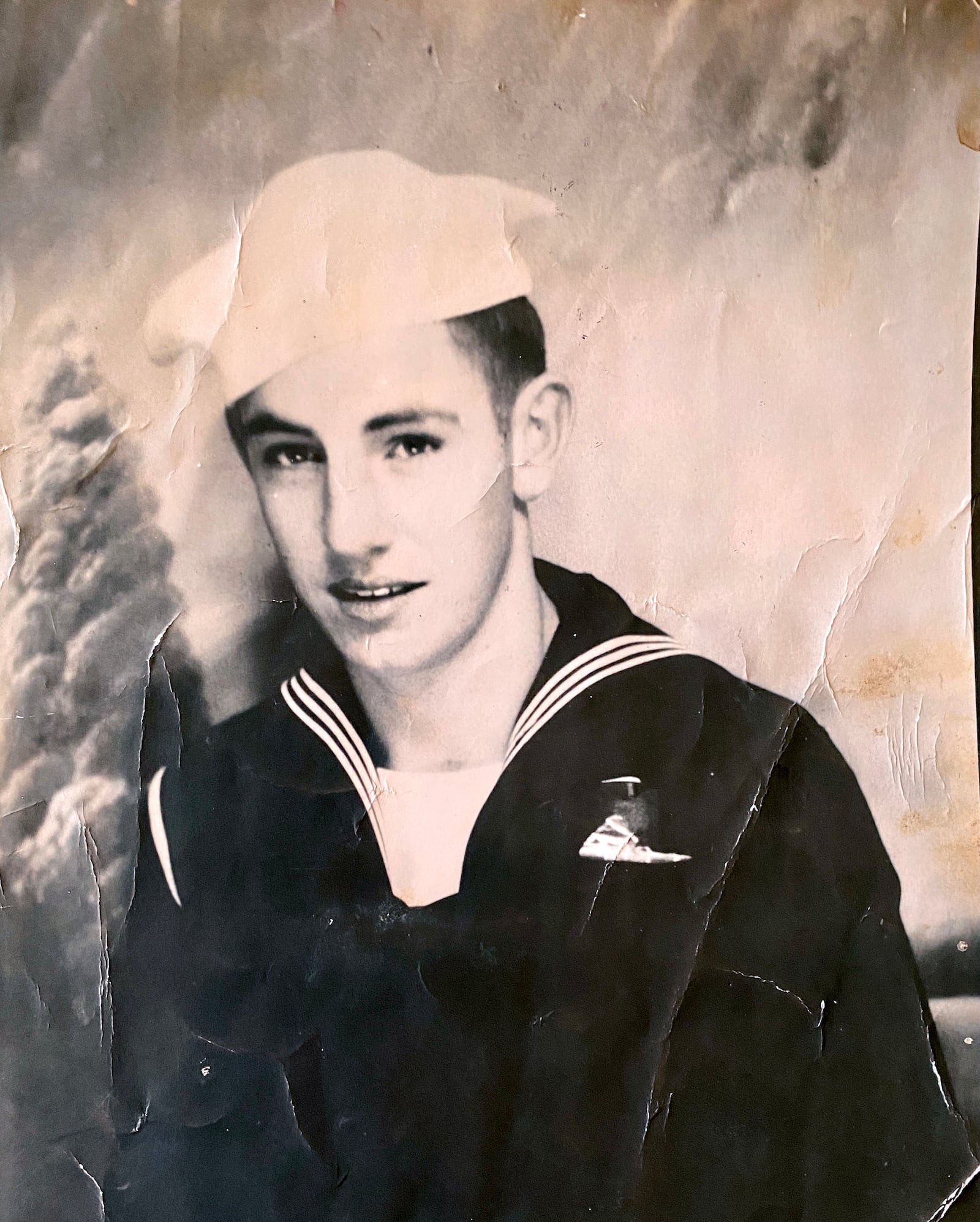 Ralph Young's official Navy photo, taken in 1943 when he was 17 years old