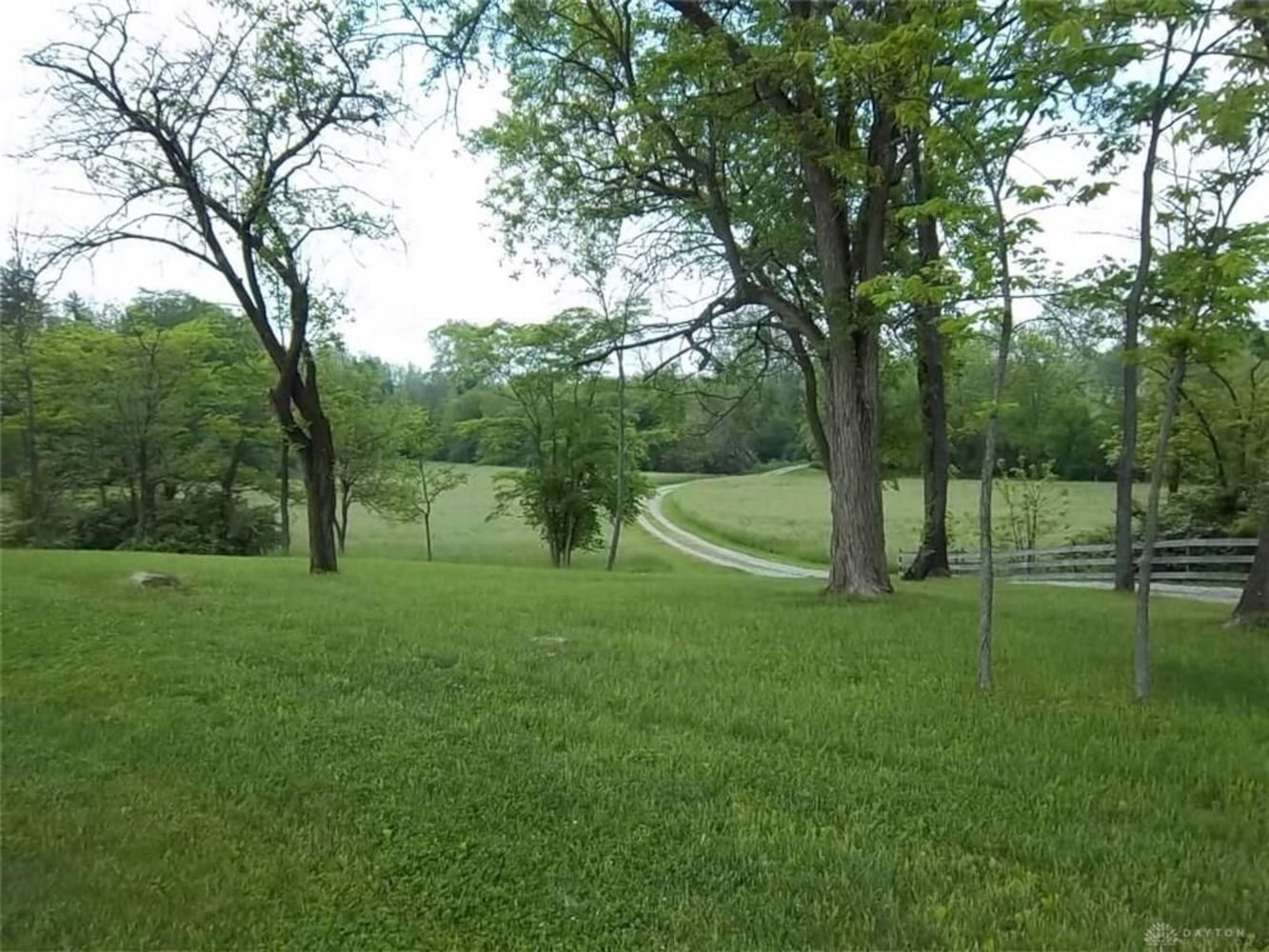 PHOTOS: Farmersville farmhouse on 41 acres on market for $700K