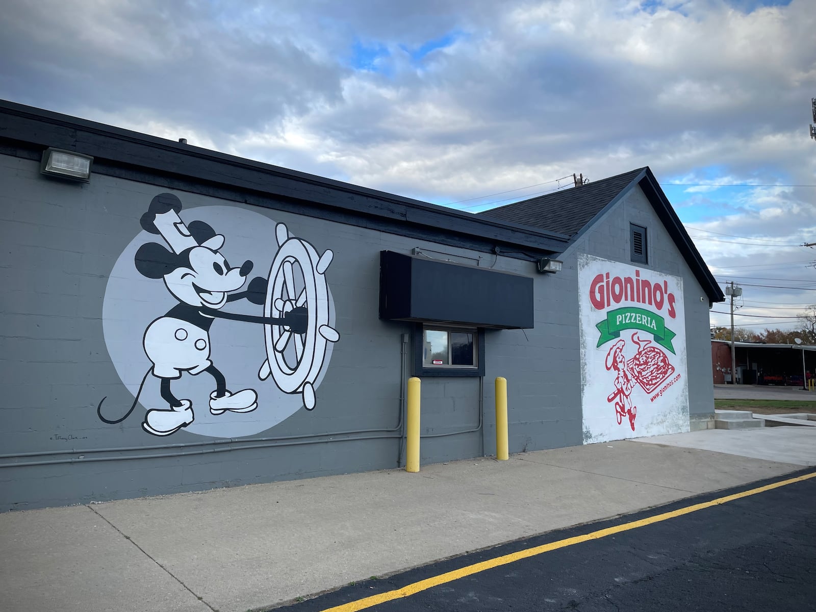 Gionino’s Pizzeria is opening a fourth location in the Dayton region at 1331 Wilmington Ave. NATALIE JONES/STAFF