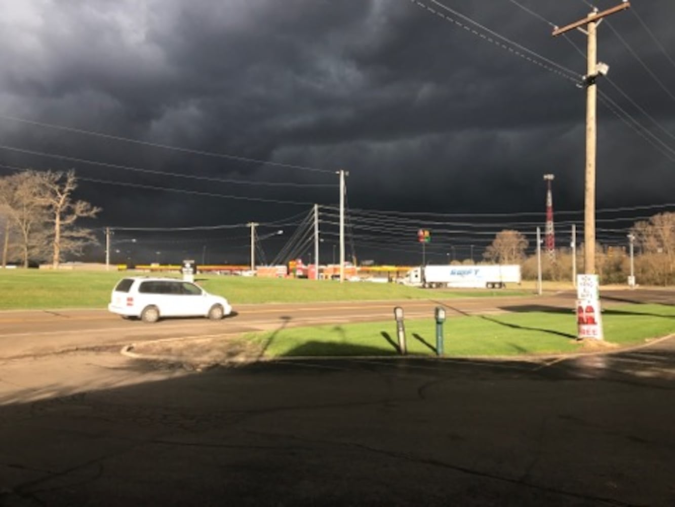 PHOTOS: Heavy rain, wind move into Miami Valley