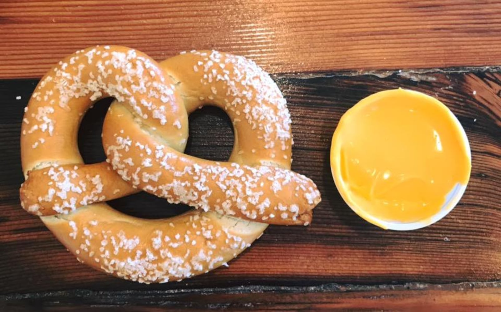 Iconic pretzel bakery teams up with local brewpub to offer BEER CHEESE