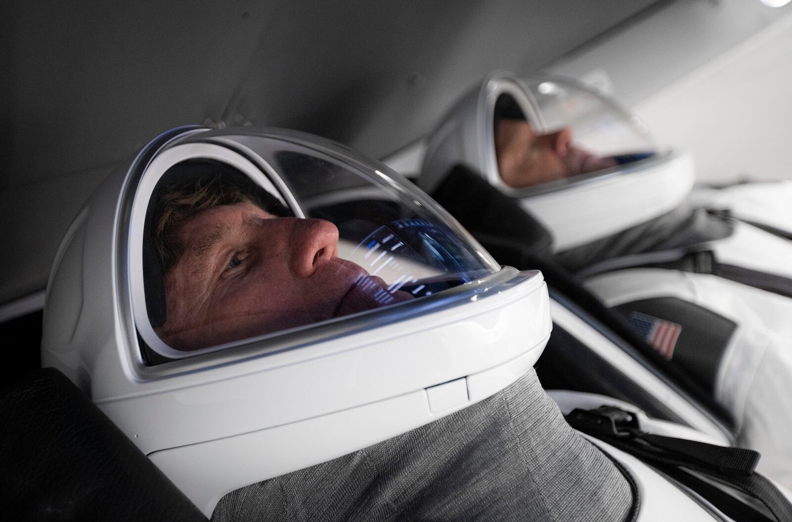 Pilot Larry Connor (left) and Commanader Mike Lopez-Alegria during training for Axiom Space's Ax-1 mission. Photo courtesy of Axiom Space and SpaceX.