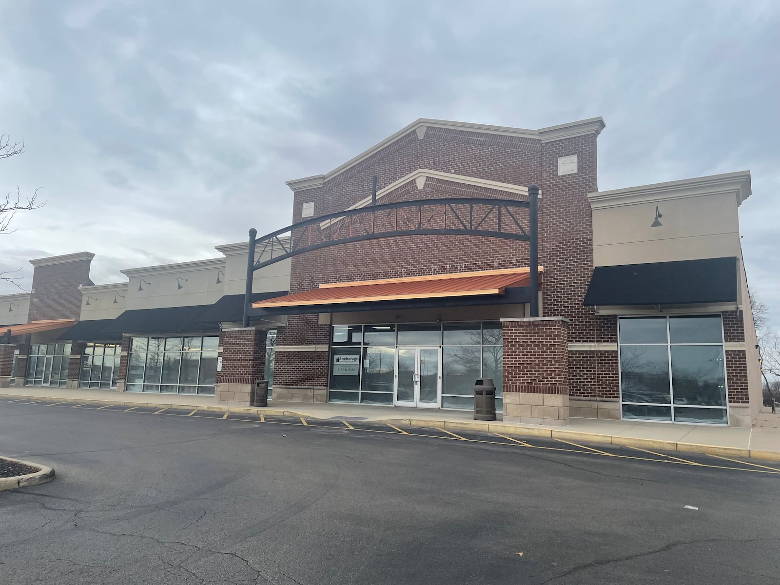 On Par Entertainment, a one-of-a-kind entertainment center featuring mini-golf, bowling, darts, foosball, self-pour taps, food and more, is coming to Beavercreek across from The Greene Town Center.