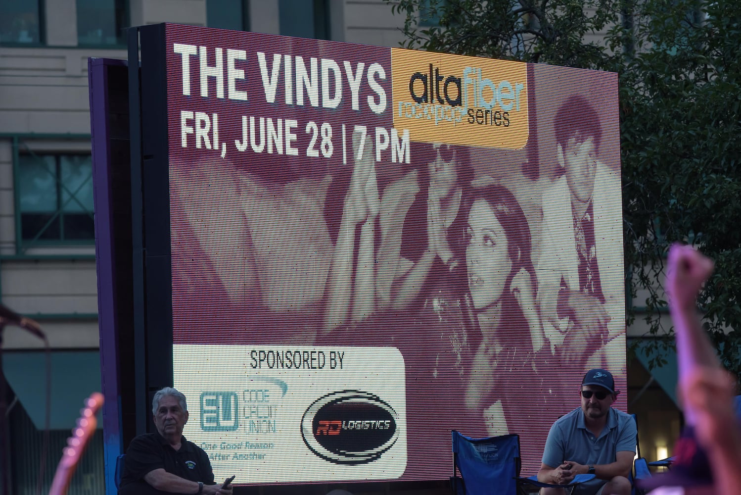 PHOTOS: The Vindys with The Hathaways live at Levitt Pavilion