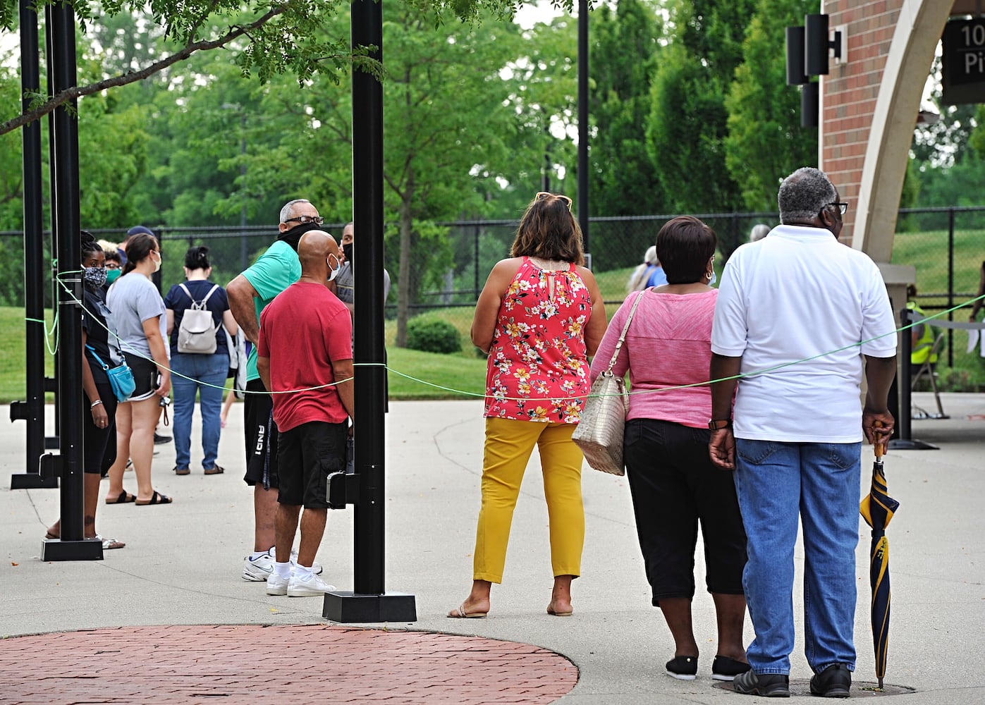 PHOTOS: Lines form early at Huber Heights coronavirus testing site