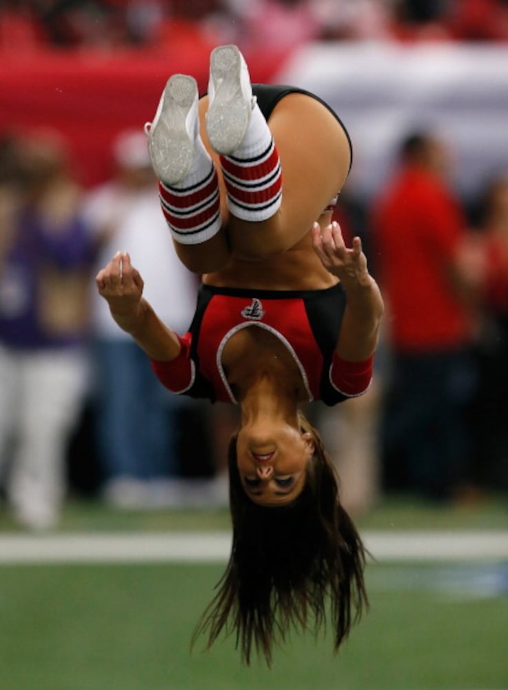 NFL Cheerleading: A Look Back