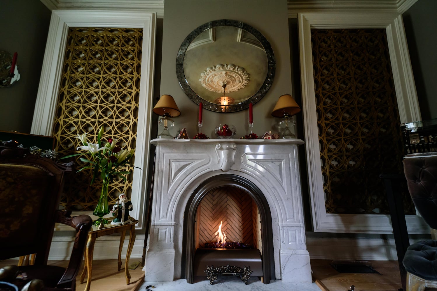 PHOTOS: A Dickens of a Christmas St. Anne’s Hill Holiday Home Tour