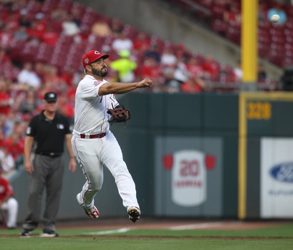 Photos: Reds vs. Angels